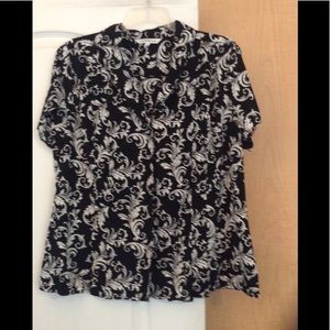 Black/White color, printed women top size XL